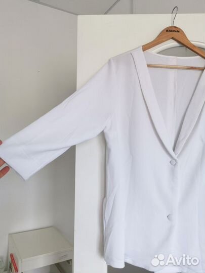Женский пиджак 52 54