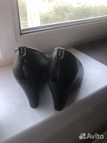 Туфли женские