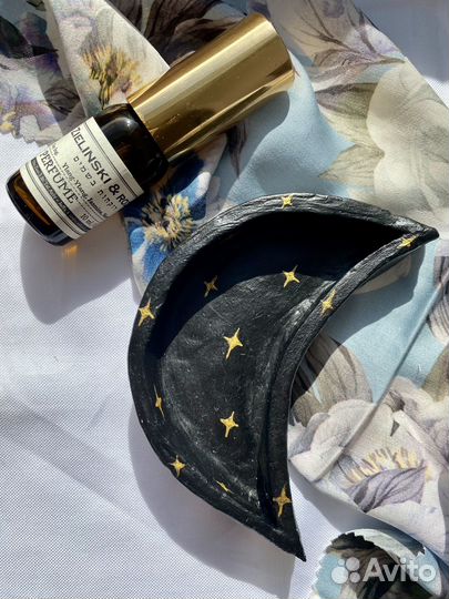 Глиняная подставка под украшения ручная работа