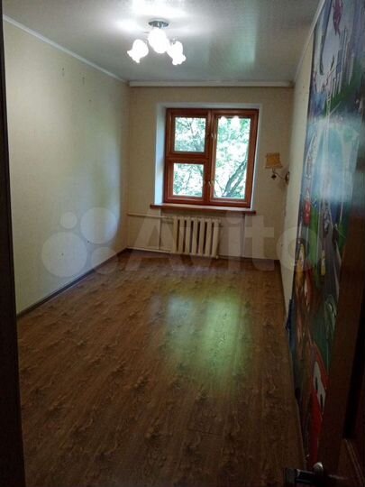 3-к. квартира, 54 м², 3/5 эт.