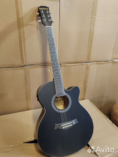 Электроакустическая гитара 4/4