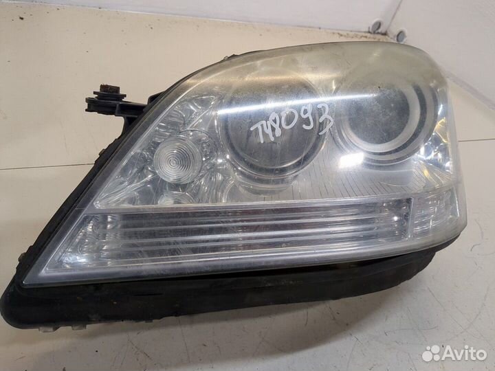 Фара (передняя) левая Mercedes ML W164