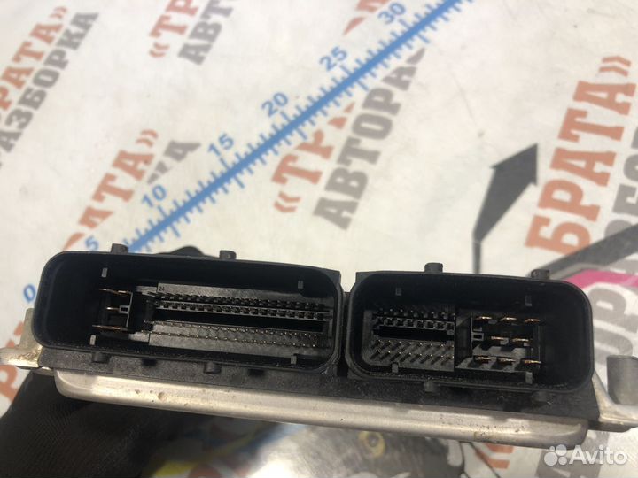 Шкода Фабия Блок управления двигателя ECU