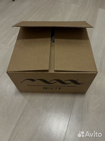 Настольный пылесос для маникюра Max Storm 4 белый