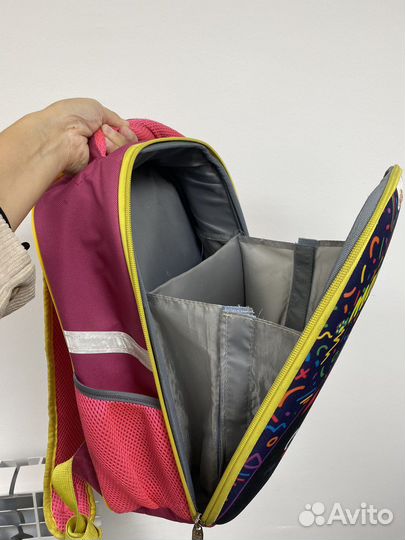 Рюкзак школьный