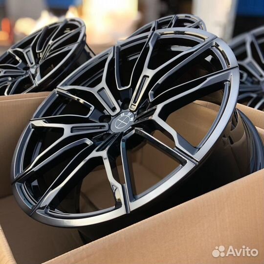 Кованые диски R21 GT Performance на BMW X5 G05 X6