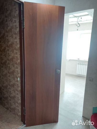 4 Межкомнатные двери бу с коробкой