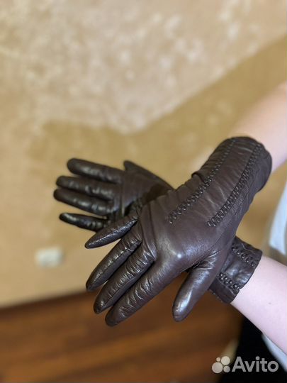 Перчатки женские кожаные новые