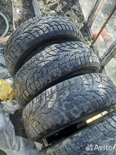 Toyo Observe G3-Ice 215/70 R16