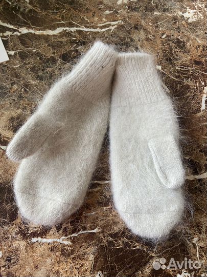 Варежки новые