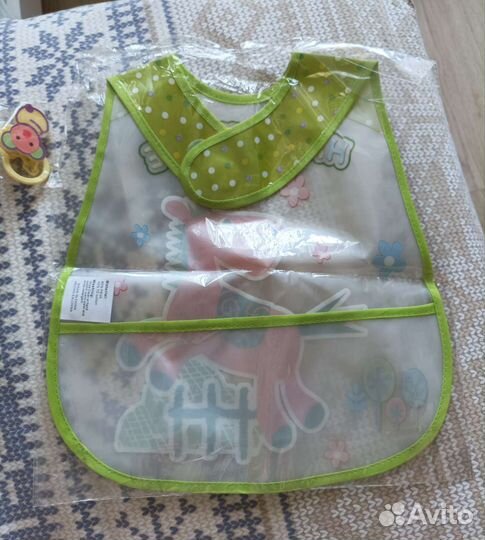 Новый слюнявчик