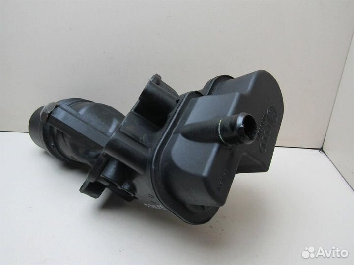 Корпус масляного фильтра VW Passat (B6) 2005-2010