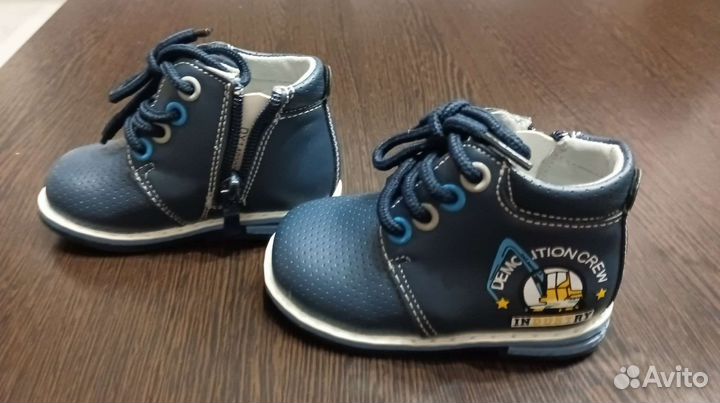 Ботинки детские демисезонные новые