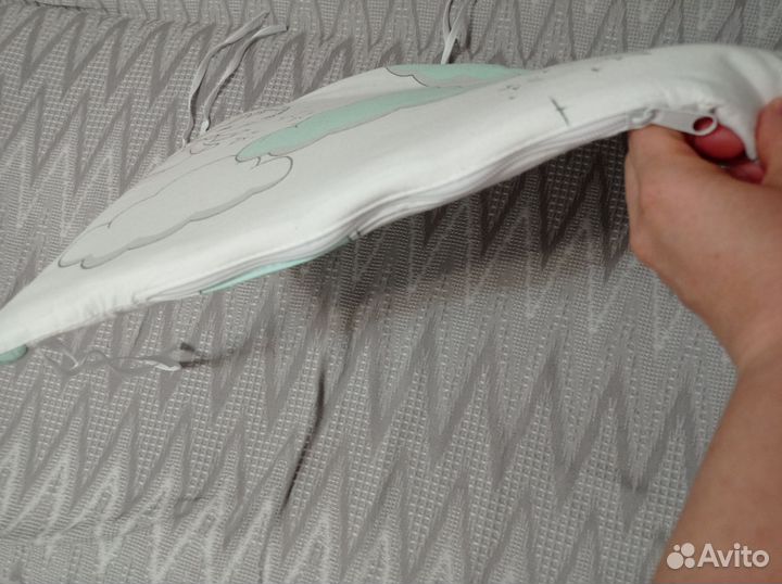 Бортики в кроватку новые+балдахин