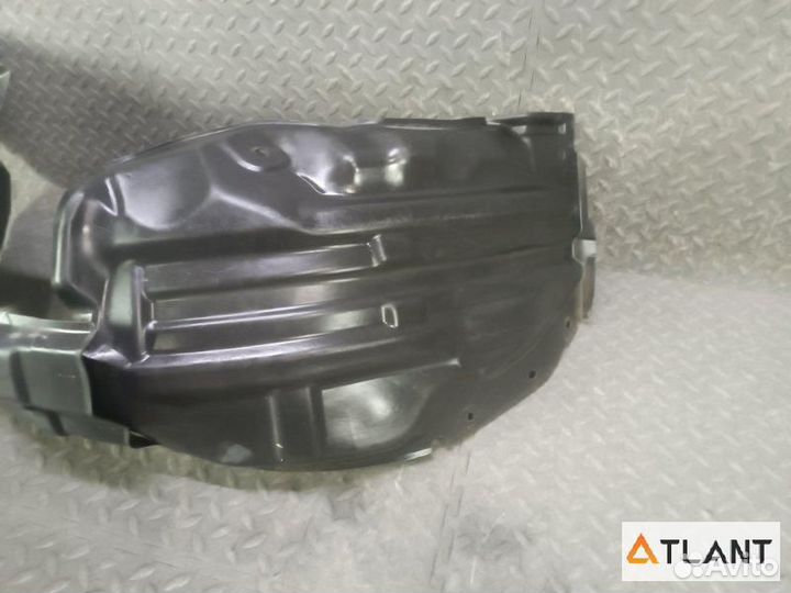 Подкрылок передний левый mazda demio