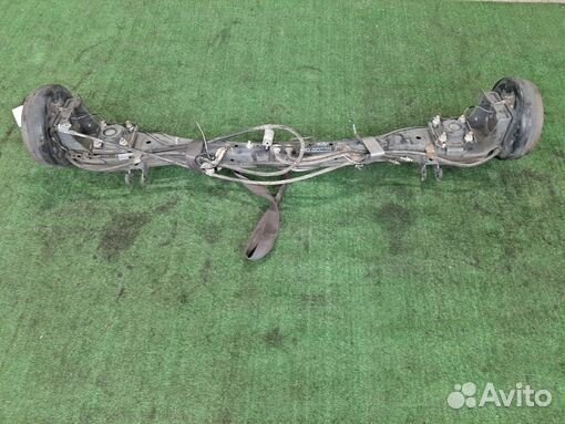 Балка nissan NV200 M20