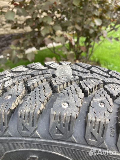 Резина зима шипованные 195/65/15 5x108