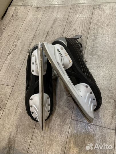 Коньки хоккейные 44 размер
