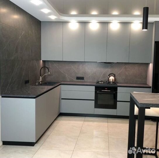 Кухня на заказ под ваши размеры