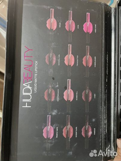 Помады для губ стойкие