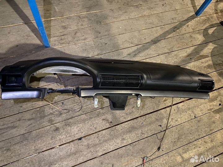 Audi a4 b5 торпедо