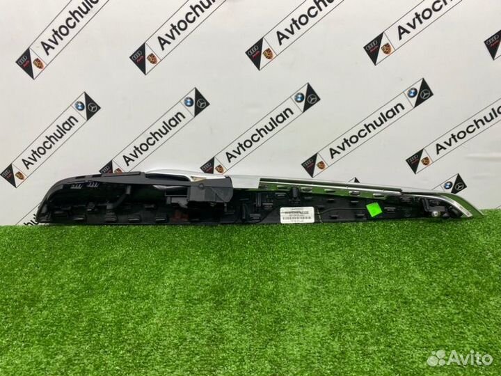 Декоративная накладка правая Bmw X5 F15
