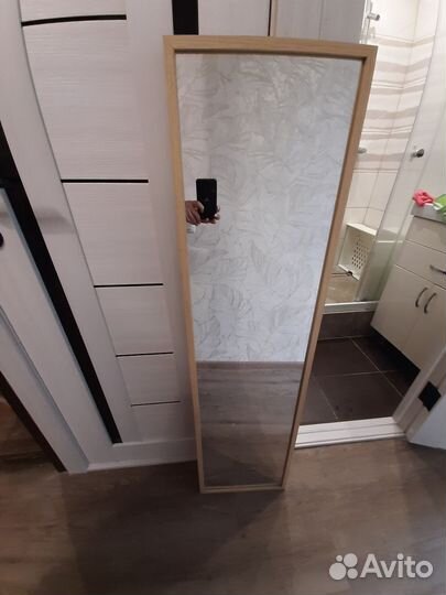 Зеркало настенное