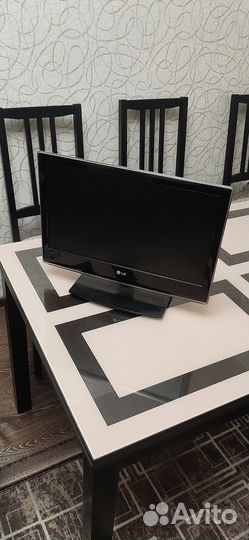 Продам телевизор LG
