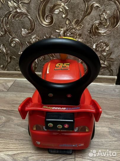 Детская машинка каталка