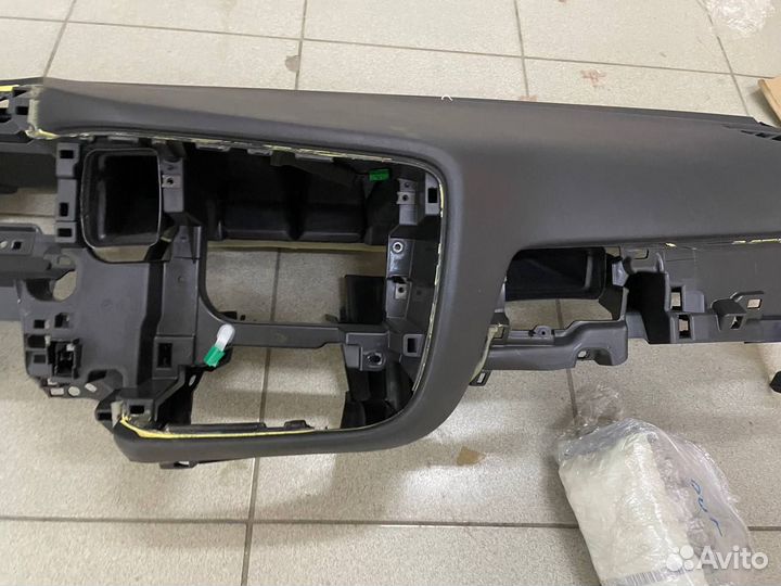 Передняя панель Mitsubishi Outlander 3 GF