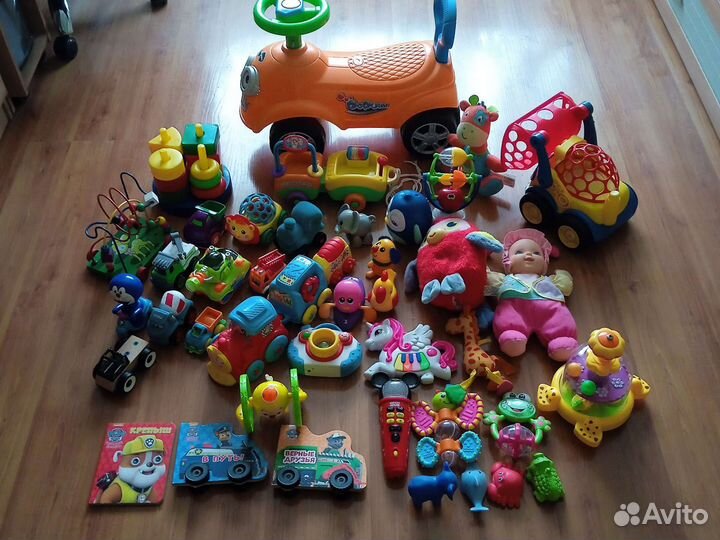 Большой пакет игрушек для малышей