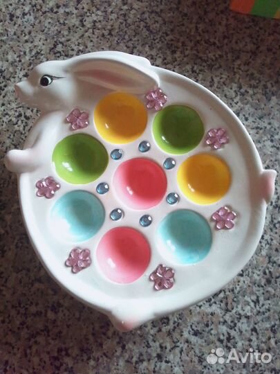 Пасхальная тарелка для яиц