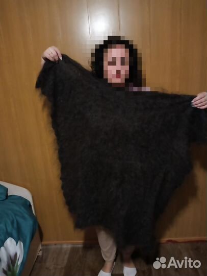 Пуховый платок шаль