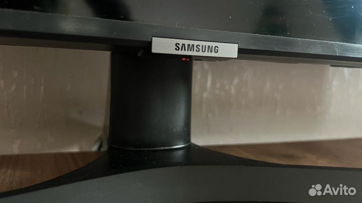 Телевизор LED Samsung UE55AU7500uxce