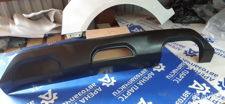 Накладка заднего бампера Киа Рио X