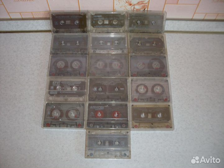 Аудиокассеты с музыкой / для записи