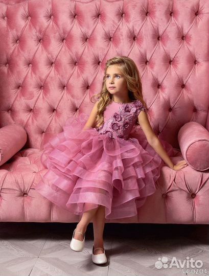 Стильное платье для девочки