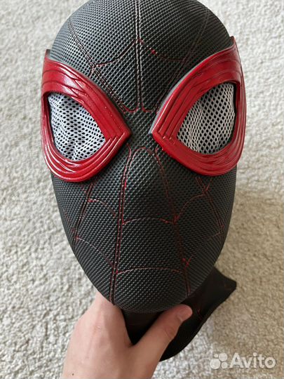 Маска человека паука