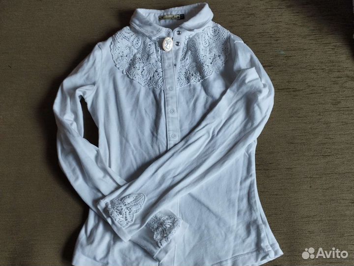 Блузка белая с коротким рукавом