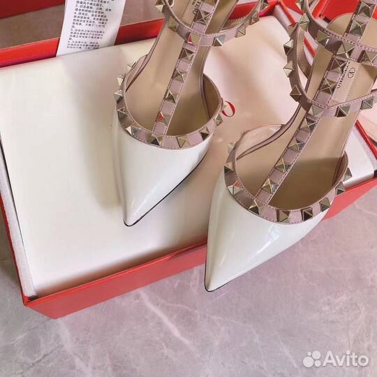 Туфли Valentino Garavani Rockstud