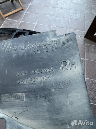 Решетка радиатора Mercedes GLS X167 A1678881100