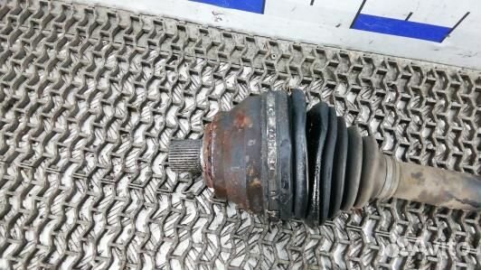 Привод передний правый audi A6 C6 (TML31N101)