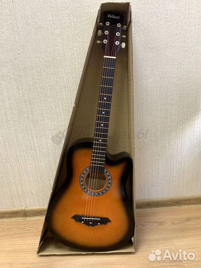 Акустическая гитара