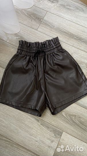 Шорты женские кожаные