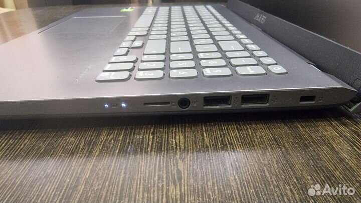 Мощный ноутбук Asus laptop m509dj-br044t