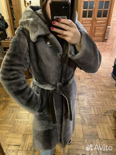 Шуба мутоновая с капюшоном