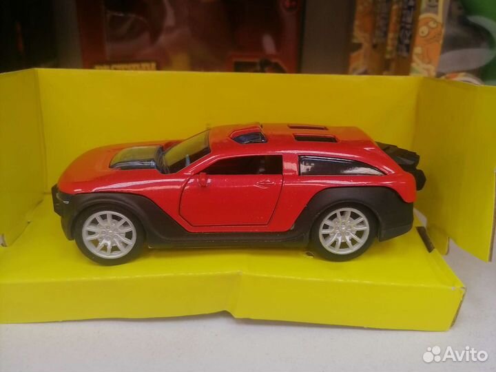 Машинка моделька