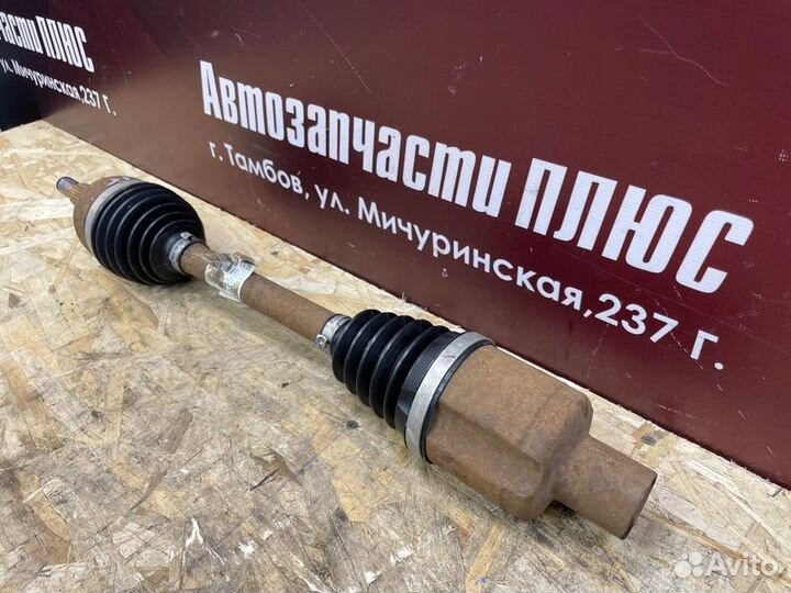 Привод передний правый Renault Duster