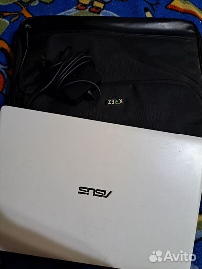 Ноутбук asus