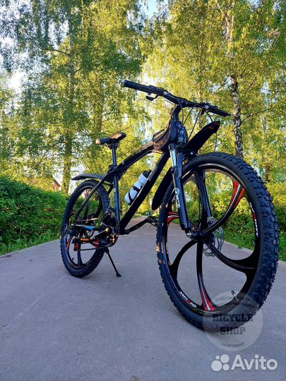 Велосипед BMW на литье в max комплектации